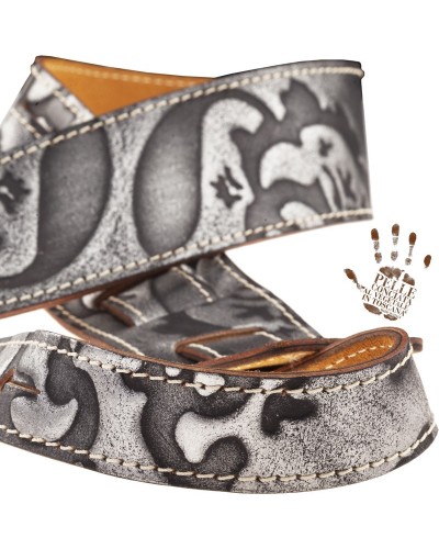 magrabò guitar straps | holes hs embossed grifo argento 6 cm